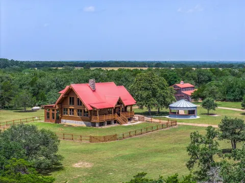 200 Fayetteville Farms