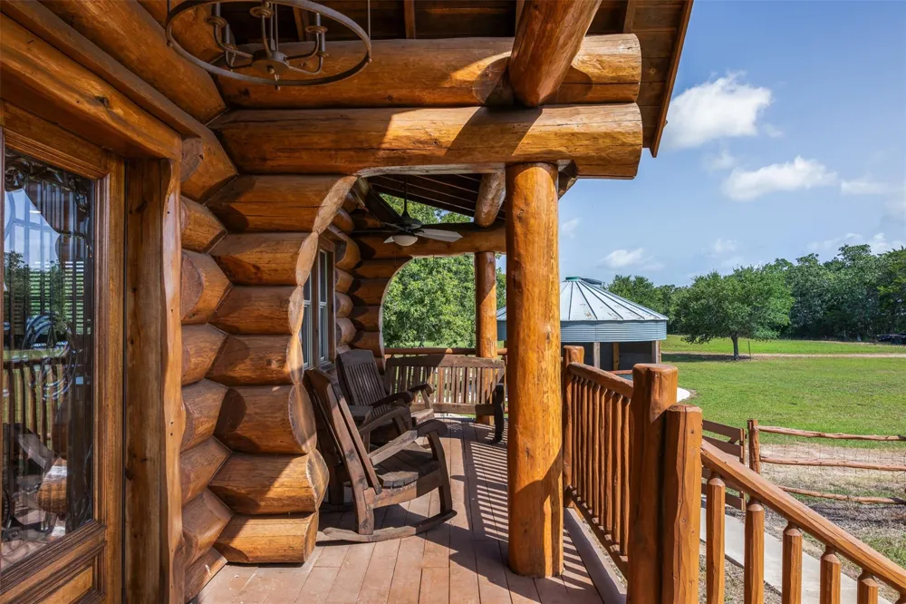 200 Fayetteville Farms Fayetteville, TX 78940