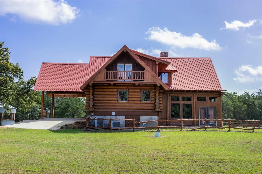200 Fayetteville Farms Fayetteville, TX 78940