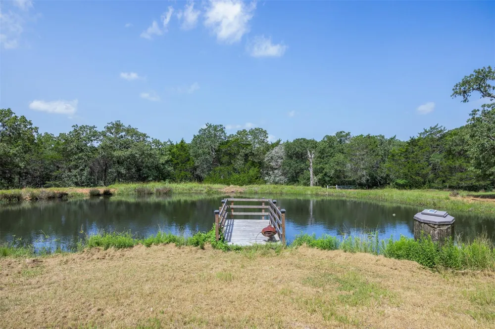200 Fayetteville Farms Fayetteville, TX 78940