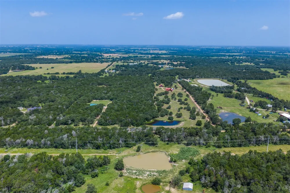 200 Fayetteville Farms Fayetteville, TX 78940