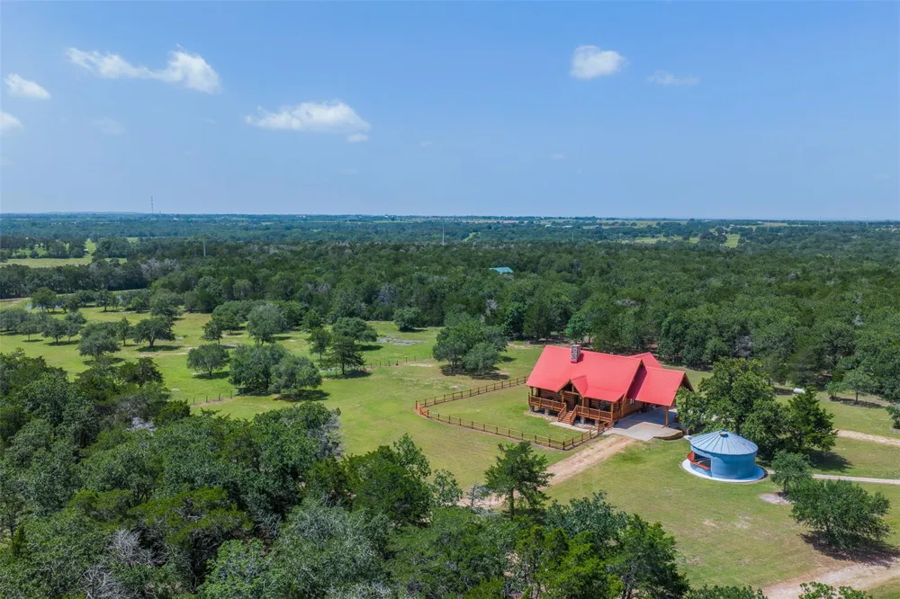 200 Fayetteville Farms Fayetteville, TX 78940