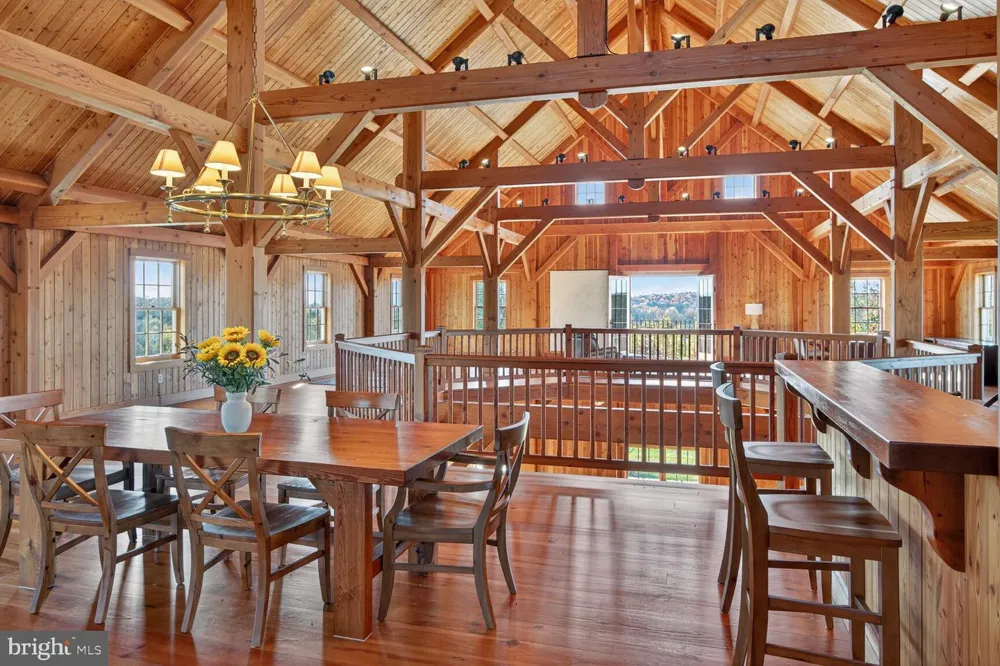 21100 W OFFUTT ROAD Poolesville, MD 20837