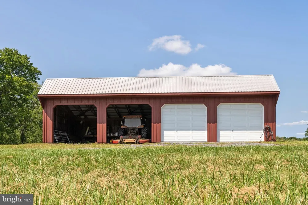 21100 W OFFUTT ROAD Poolesville, MD 20837