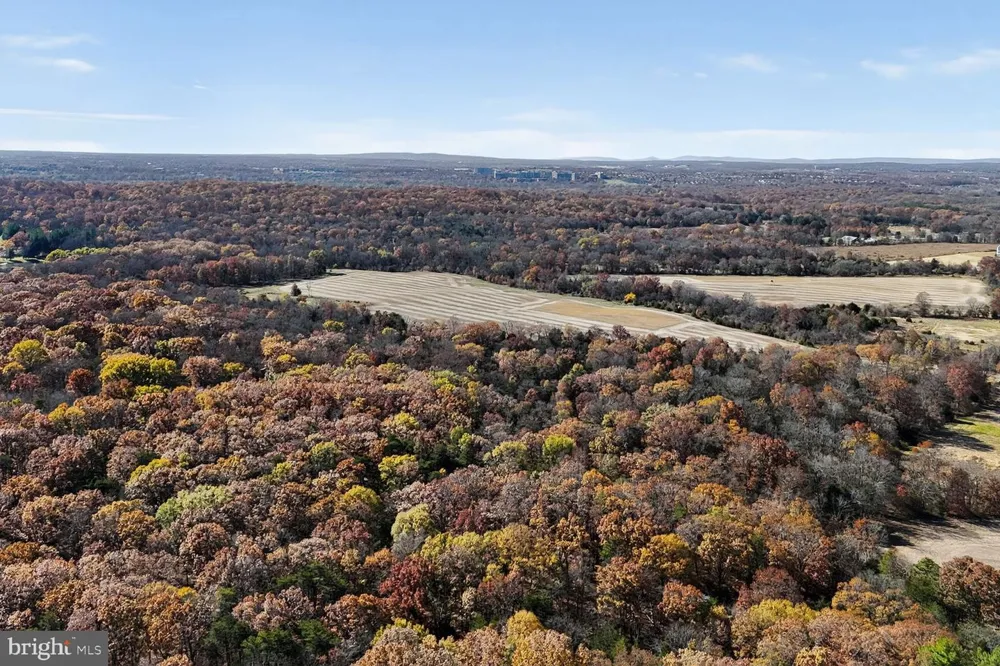 21100 W OFFUTT ROAD Poolesville, MD 20837