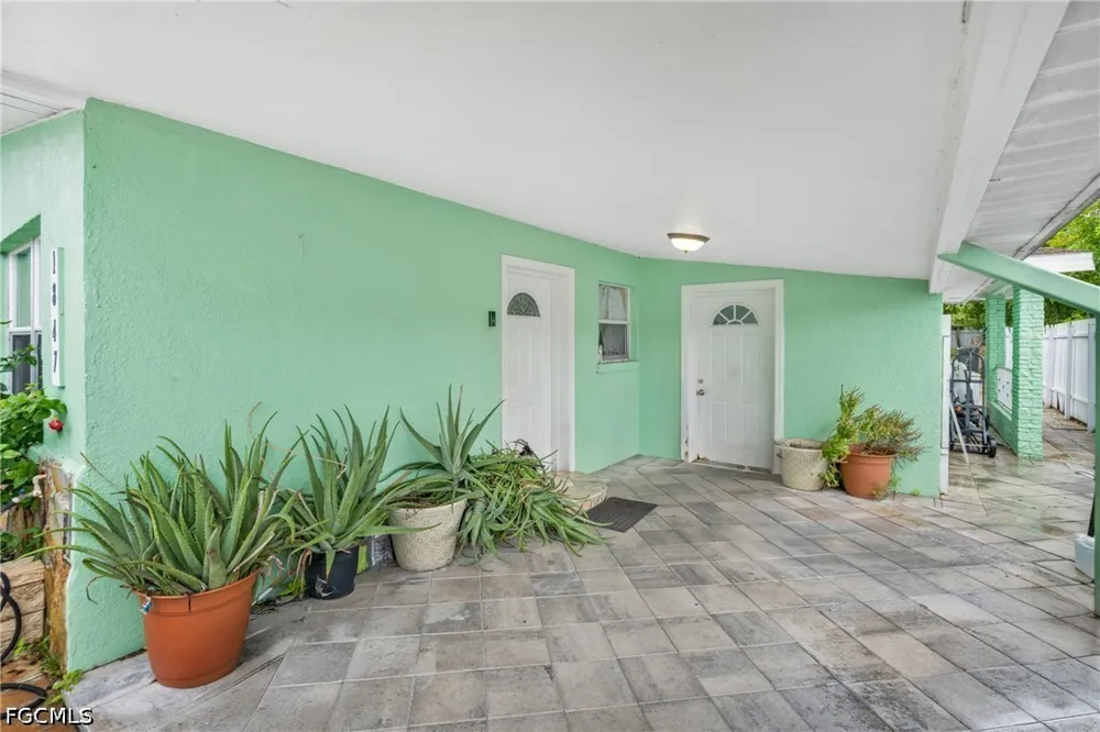 Maple Drive Fort Myers, FL 33907
