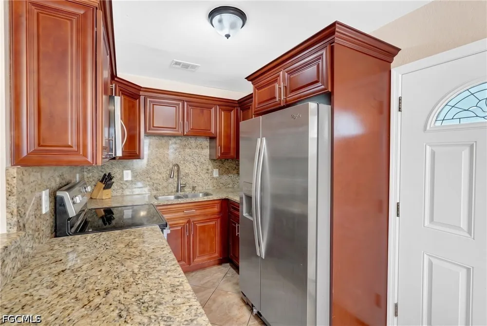 Maple Drive Fort Myers, FL 33907