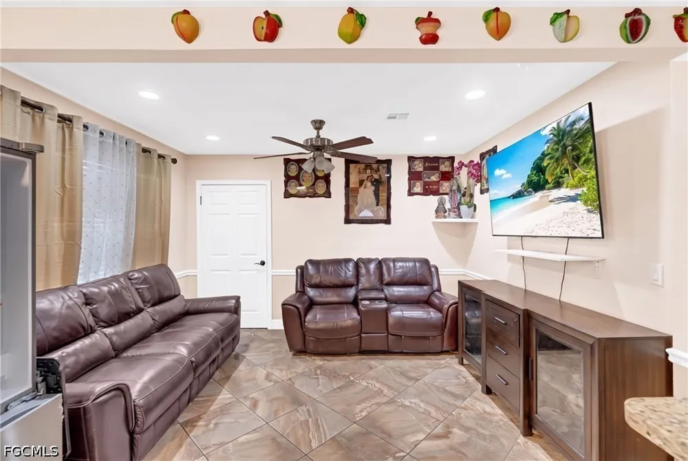 Maple Drive Fort Myers, FL 33907