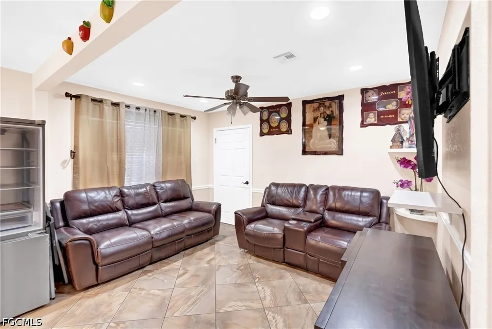 Maple Drive Fort Myers, FL 33907