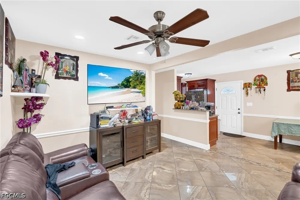Maple Drive Fort Myers, FL 33907