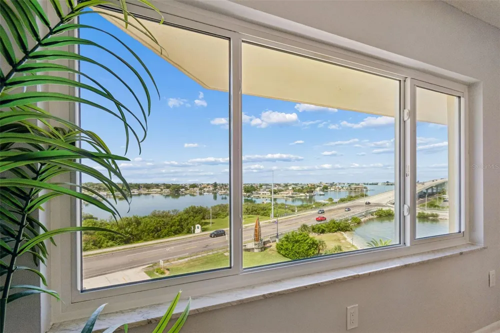 100 BLUFF VIEW DRIVE #509C Belleair Bluffs, FL 33770