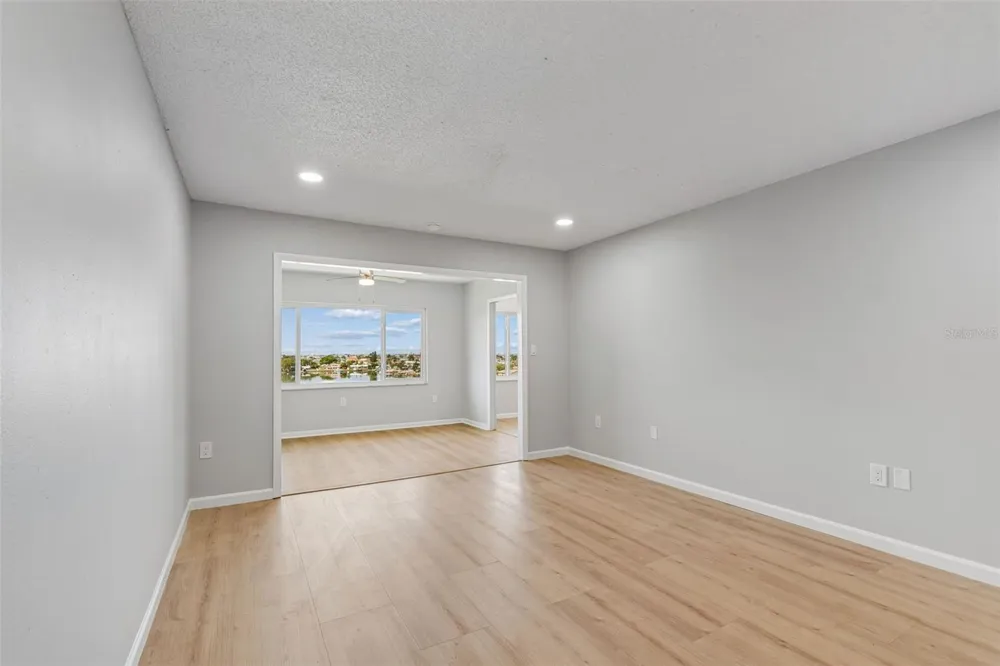 100 BLUFF VIEW DRIVE #509C Belleair Bluffs, FL 33770