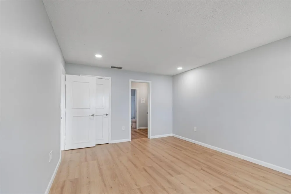 100 BLUFF VIEW DRIVE #509C Belleair Bluffs, FL 33770