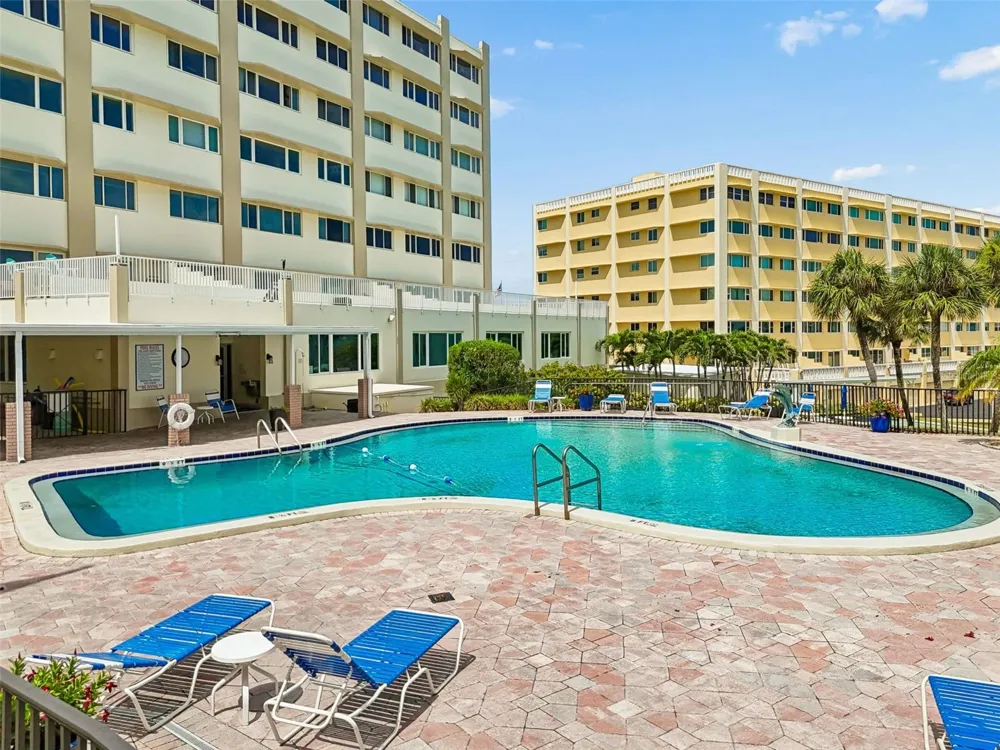 100 BLUFF VIEW DRIVE #509C Belleair Bluffs, FL 33770