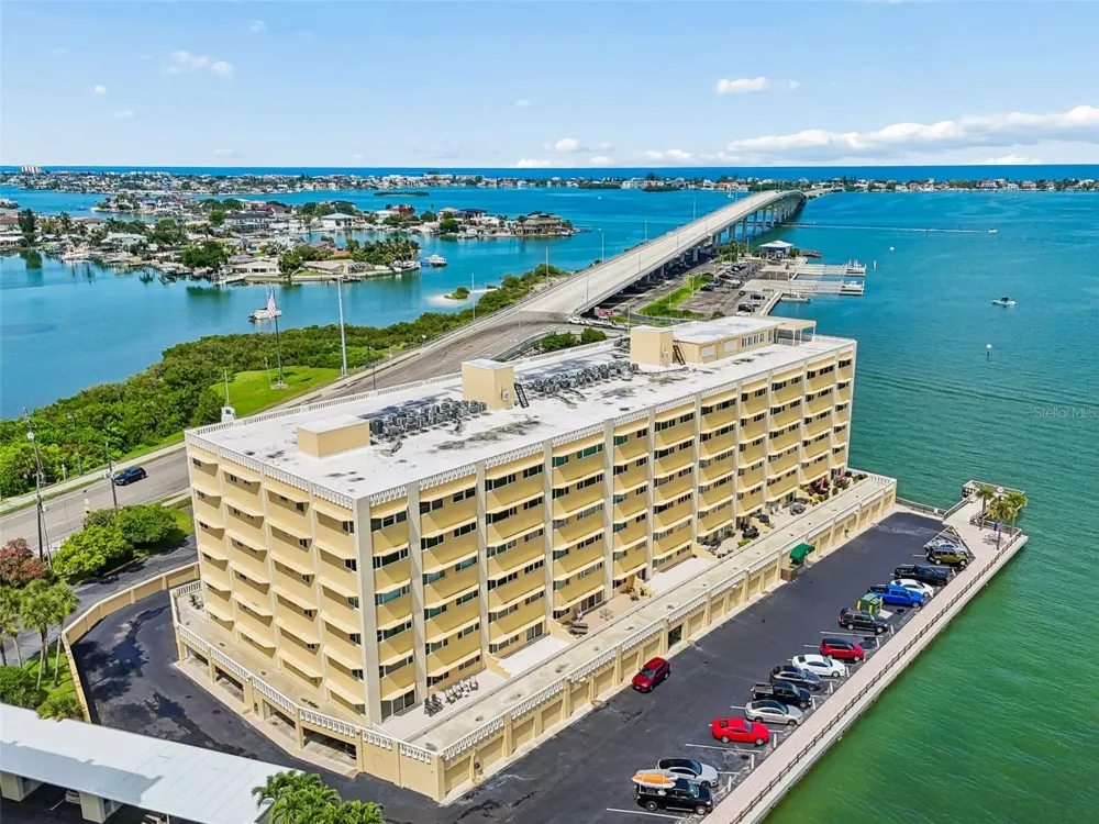 100 BLUFF VIEW DRIVE #509C Belleair Bluffs, FL 33770