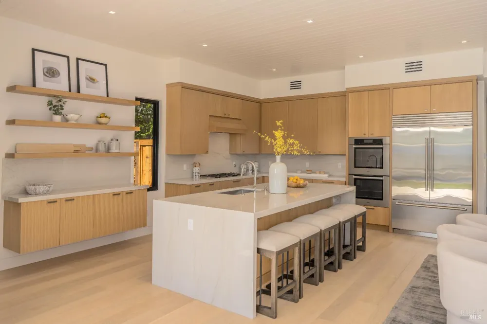 1547 Allyn Avenue St. Helena, CA 94574