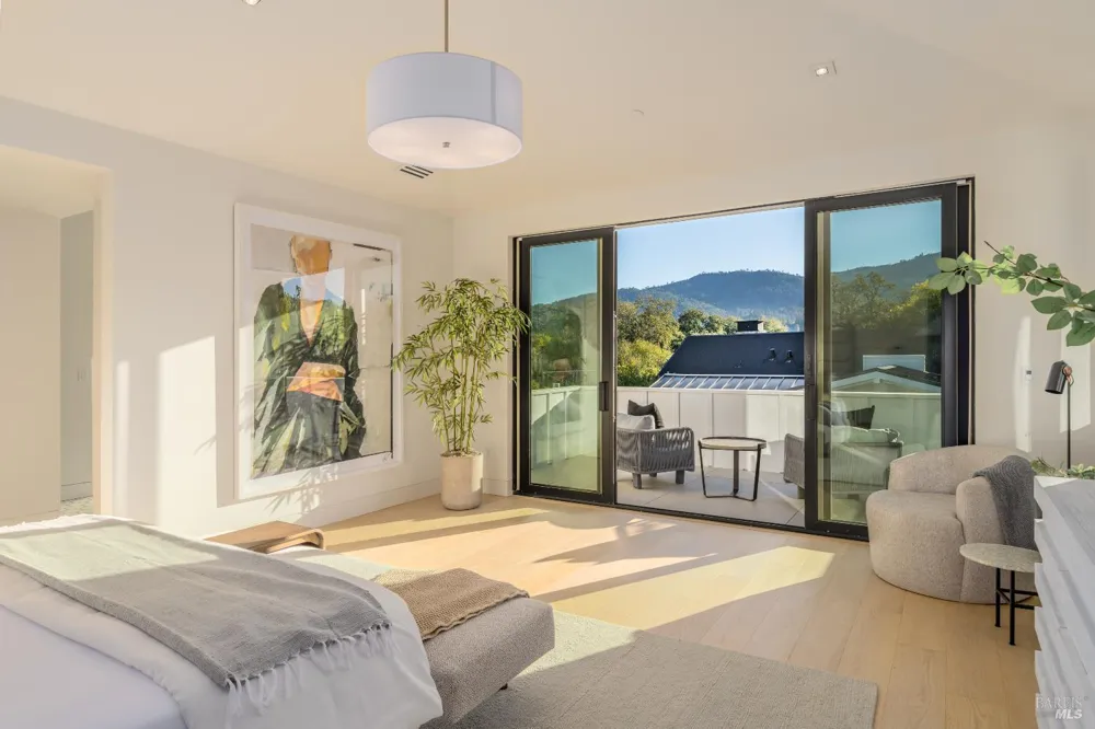 1547 Allyn Avenue St. Helena, CA 94574
