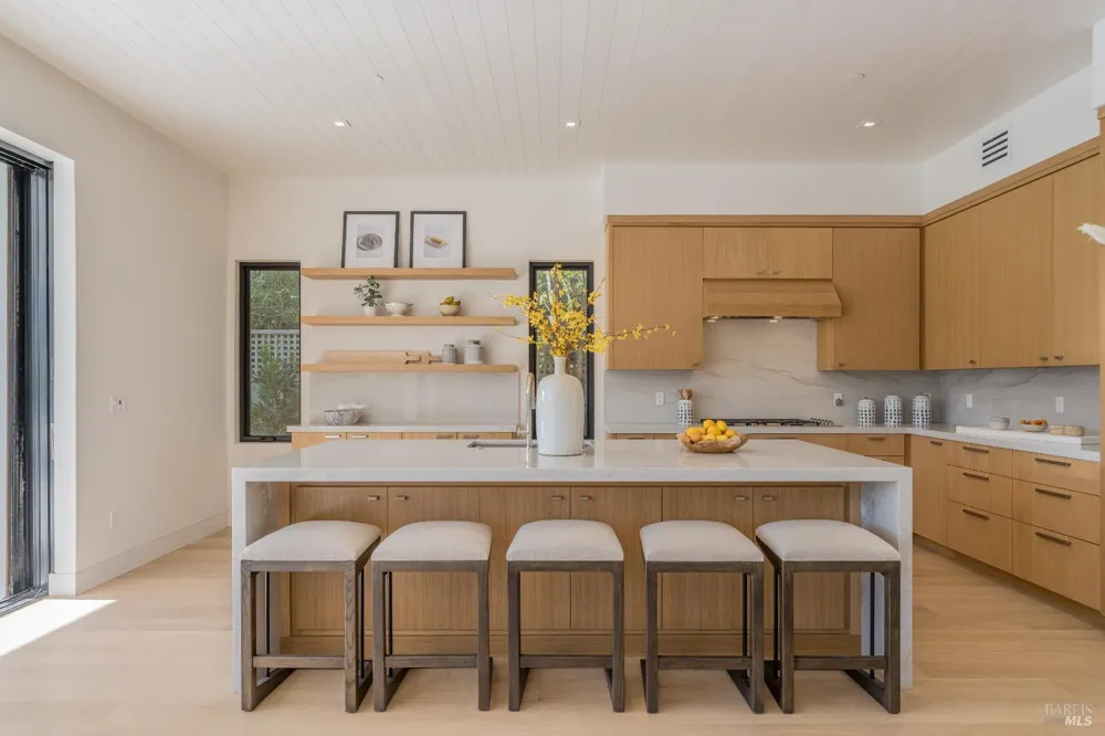 1547 Allyn Avenue St. Helena, CA 94574
