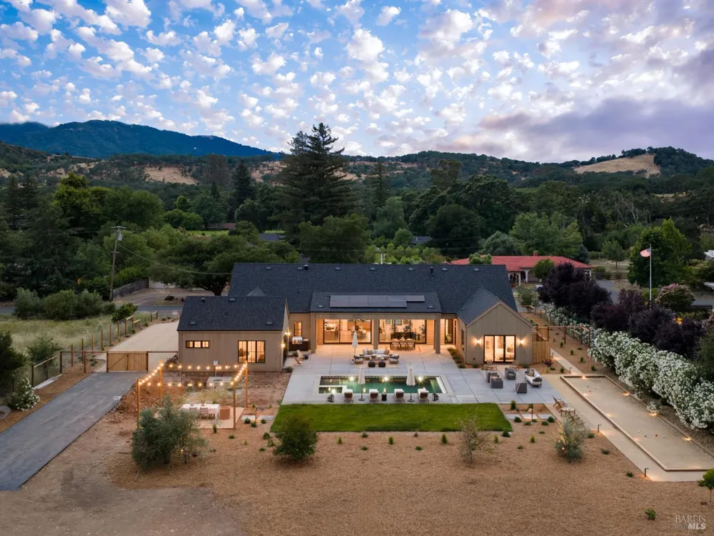 12311 Adine Court Glen Ellen, CA 95442