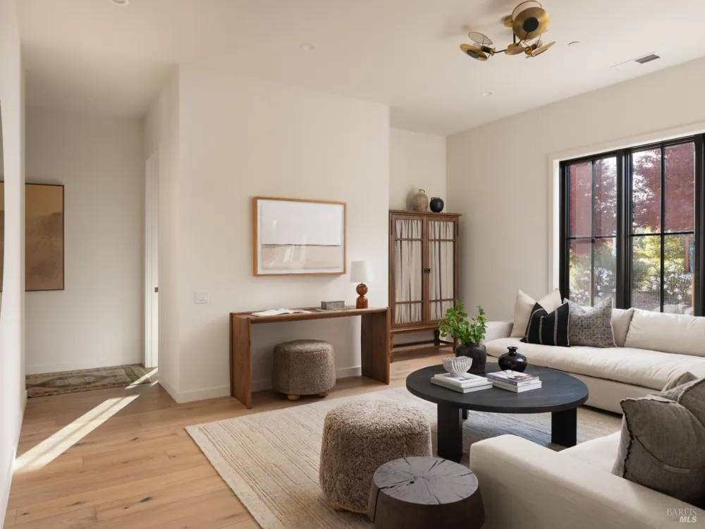 12311 Adine Court Glen Ellen, CA 95442