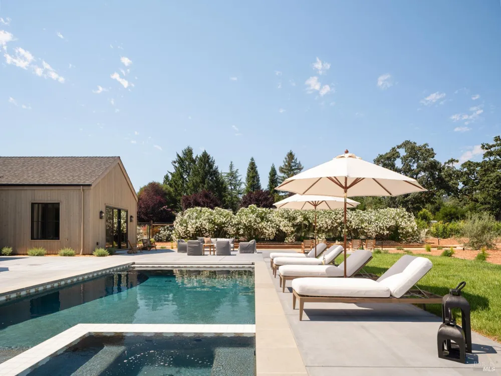 12311 Adine Court Glen Ellen, CA 95442