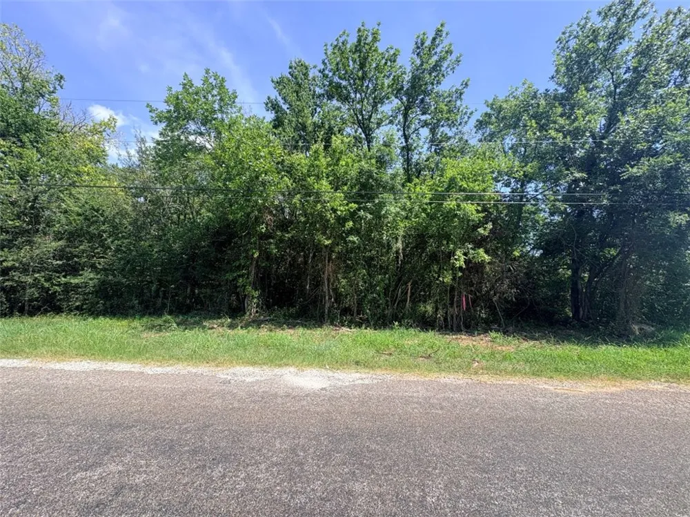Crennan Lane Hearne, TX 77859