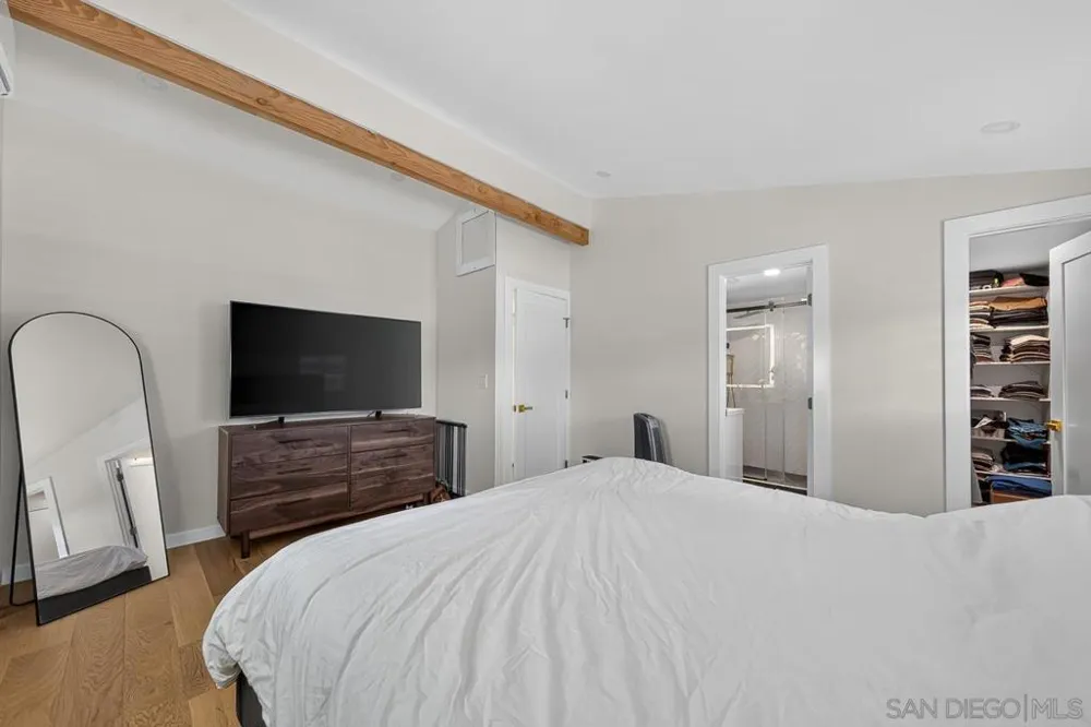 2634 Marathon Dr. San Diego, CA 92123