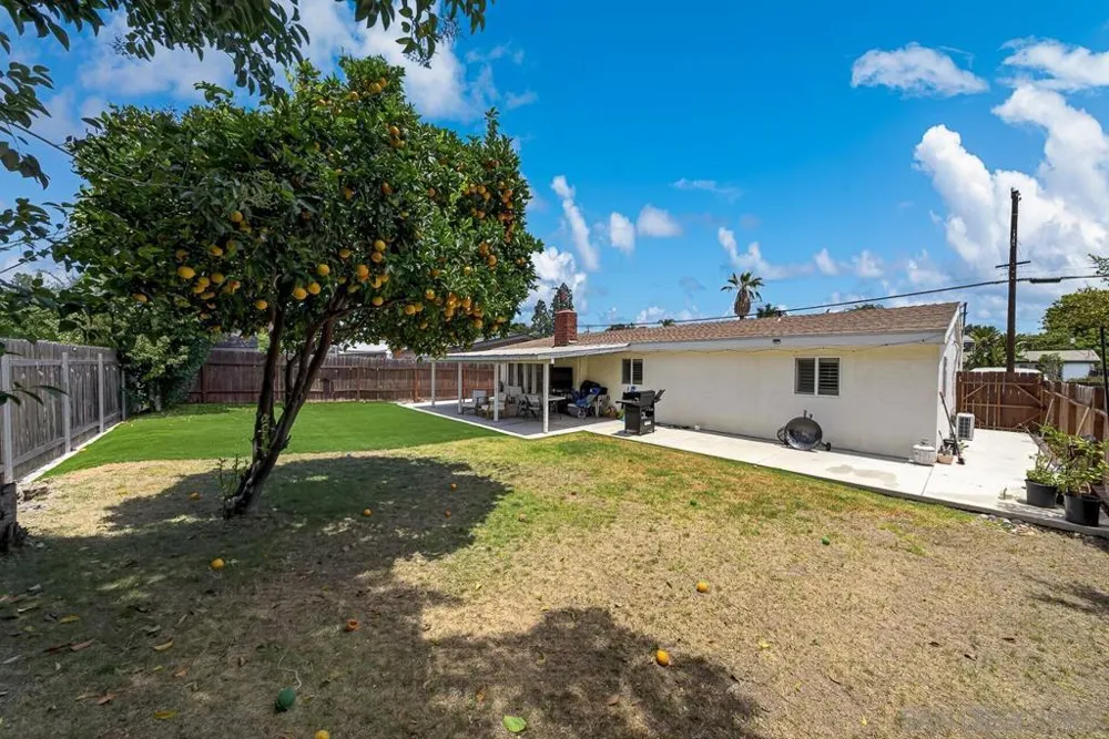 2634 Marathon Dr. San Diego, CA 92123