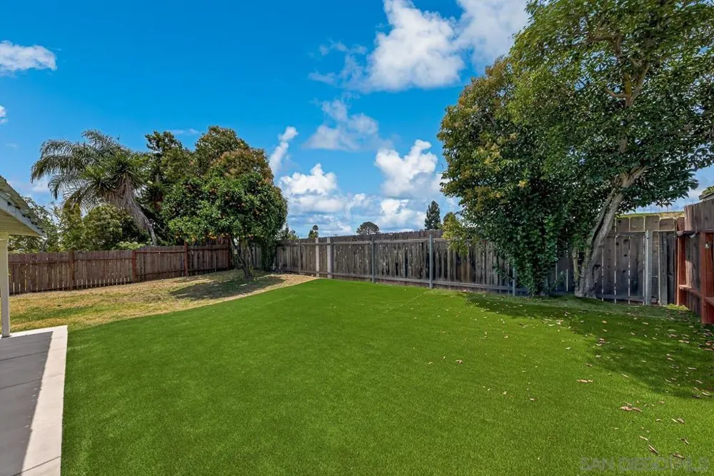 2634 Marathon Dr. San Diego, CA 92123