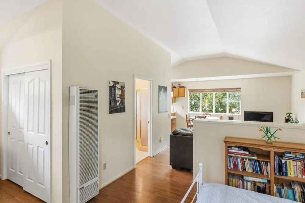 25193 Flanders Drive Carmel, CA 93923