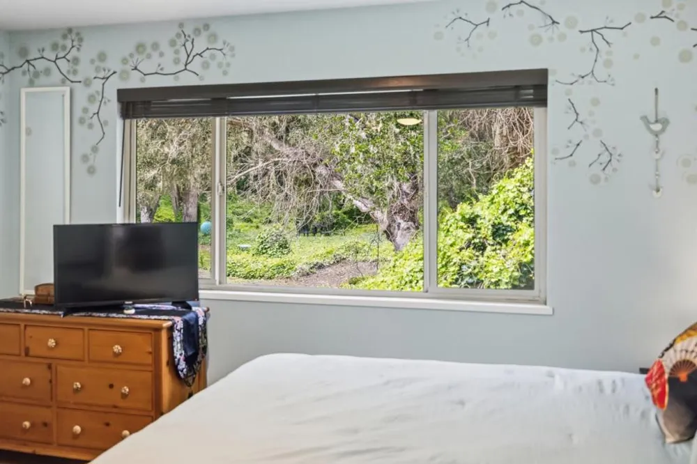 25193 Flanders Drive Carmel, CA 93923