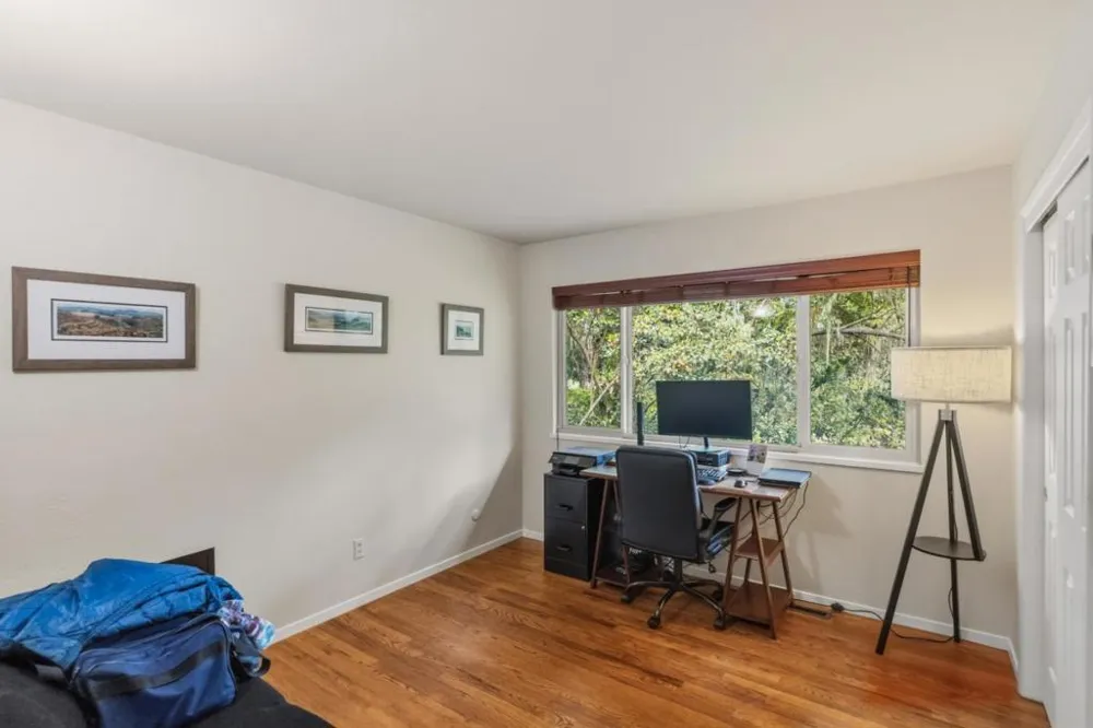 25193 Flanders Drive Carmel, CA 93923