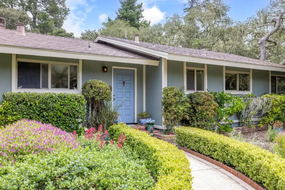 25193 Flanders Drive Carmel, CA 93923