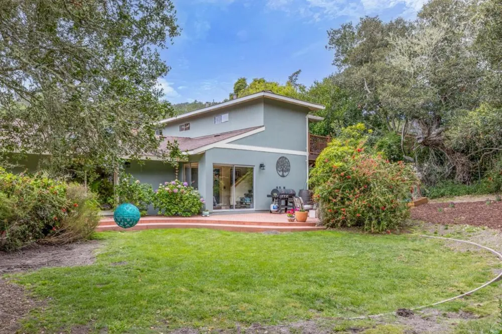 25193 Flanders Drive Carmel, CA 93923