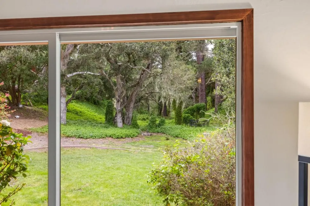 25193 Flanders Drive Carmel, CA 93923