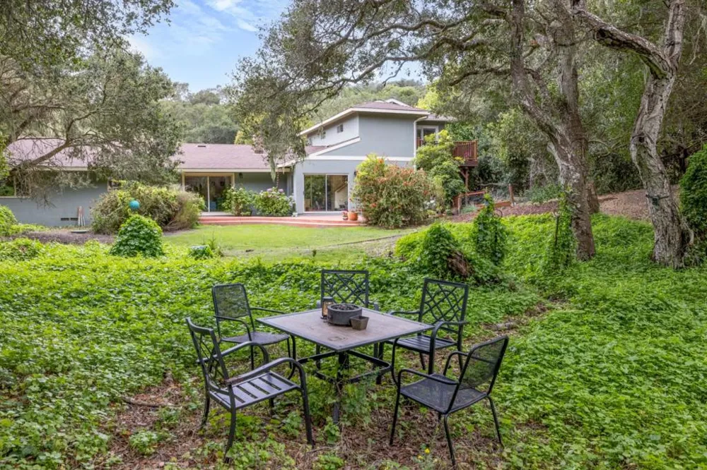 25193 Flanders Drive Carmel, CA 93923