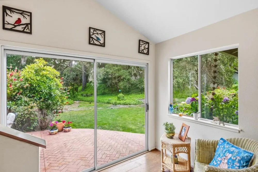 25193 Flanders Drive Carmel, CA 93923