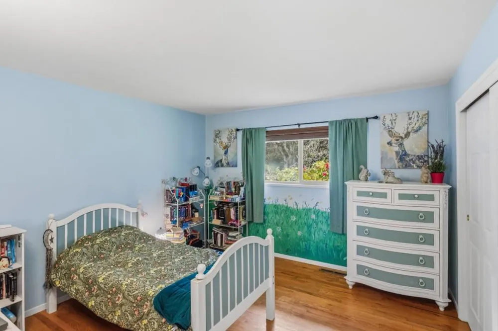 25193 Flanders Drive Carmel, CA 93923