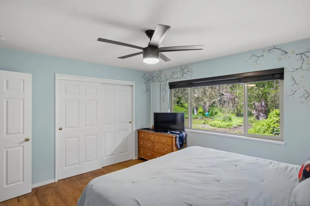 25193 Flanders Drive Carmel, CA 93923