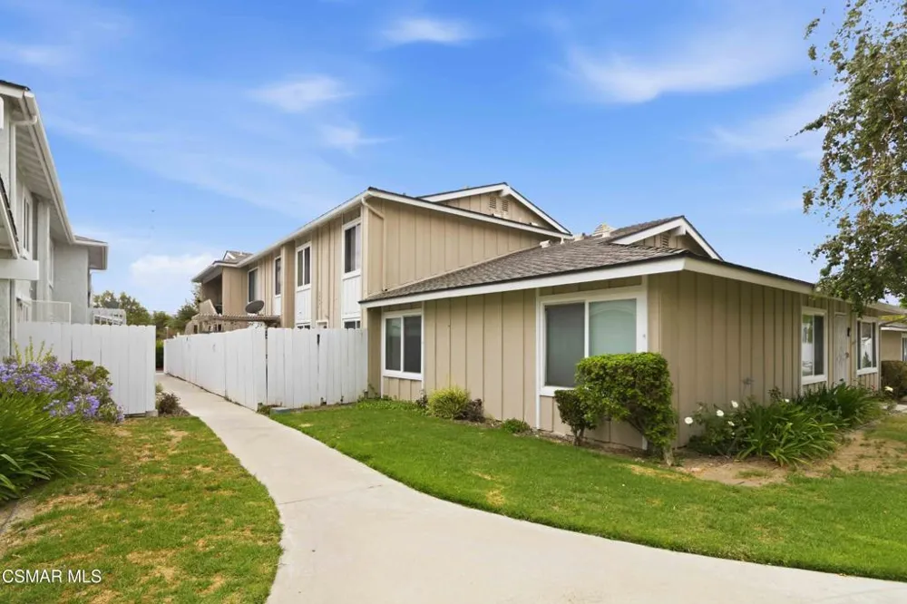 3444 Lockwood Court #18 Simi Valley, CA 93063