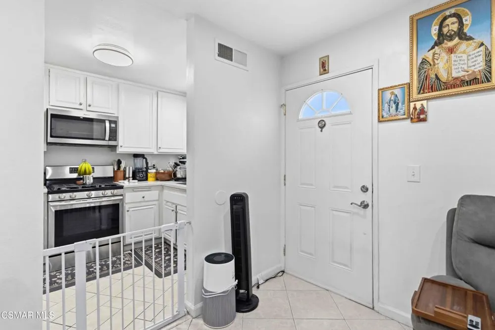 3444 Lockwood Court #18 Simi Valley, CA 93063