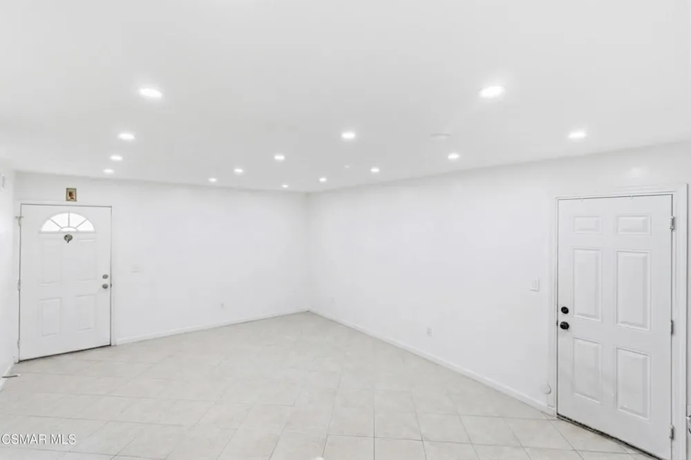 3444 Lockwood Court #18 Simi Valley, CA 93063