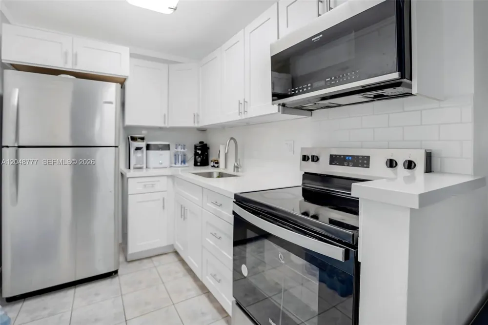 8501 NW 8th St #110 Miami, FL 33126