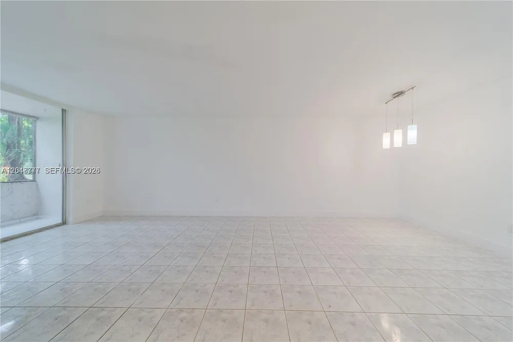 8501 NW 8th St #110 Miami, FL 33126