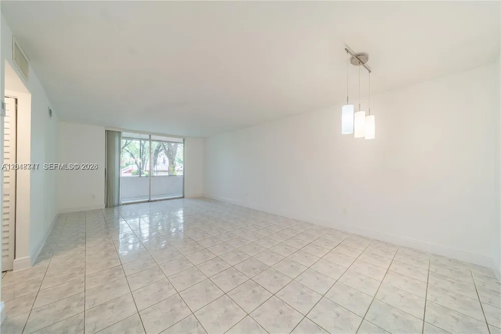 8501 NW 8th St #110 Miami, FL 33126