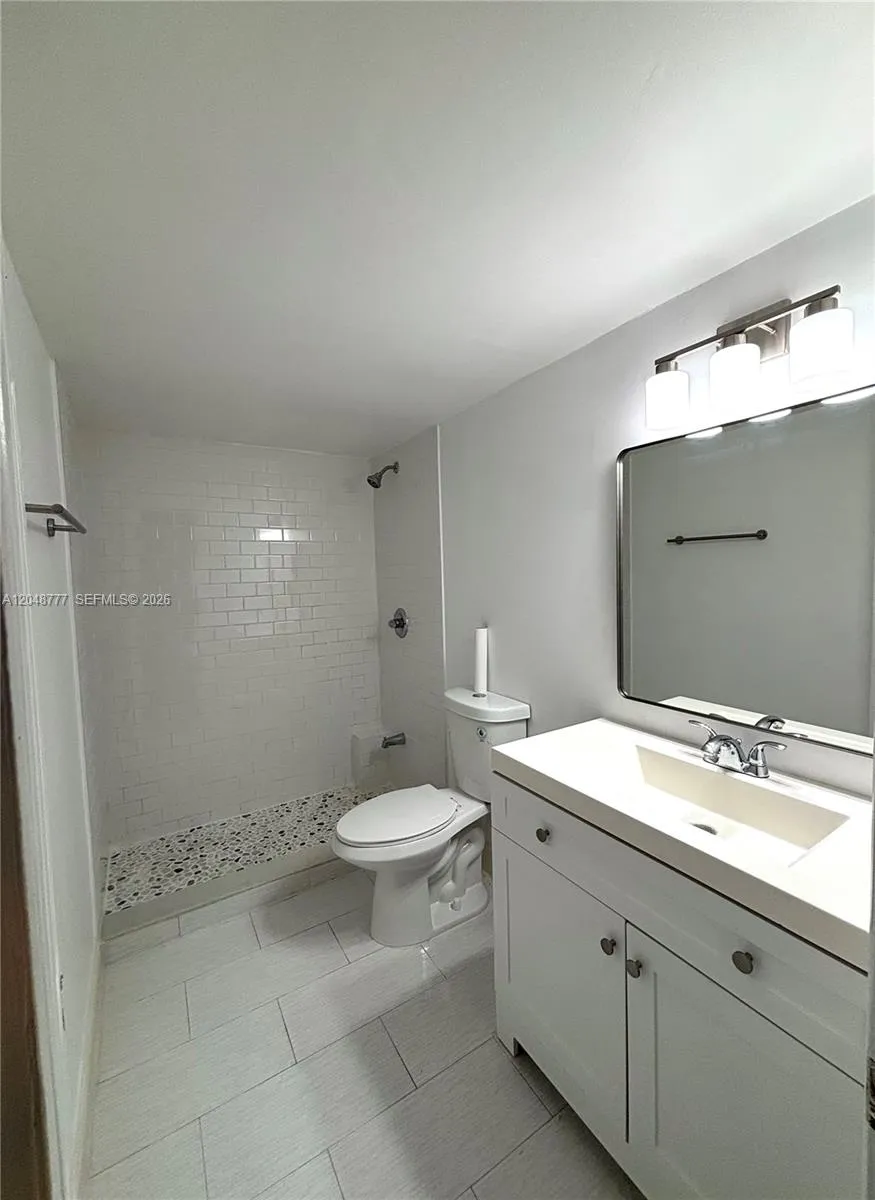 8501 NW 8th St #110 Miami, FL 33126