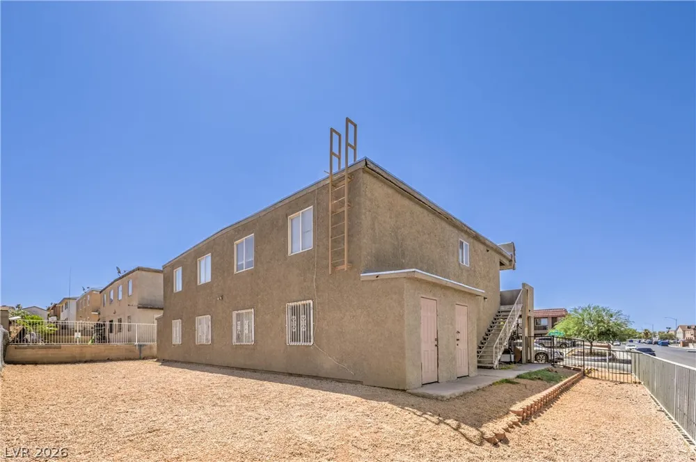 6920 Dunsbach Way Las Vegas, NV 89156