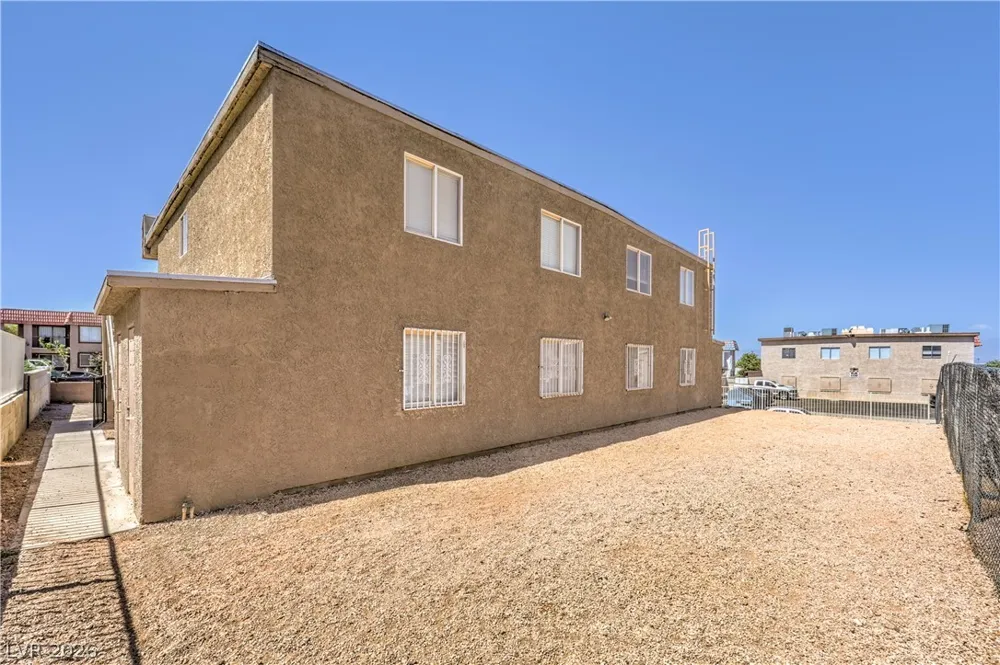 6920 Dunsbach Way Las Vegas, NV 89156