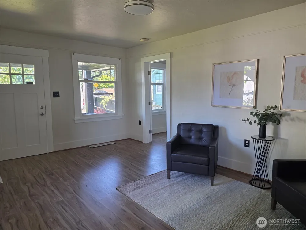 8902 Forest Road SW Lakewood, WA 98498