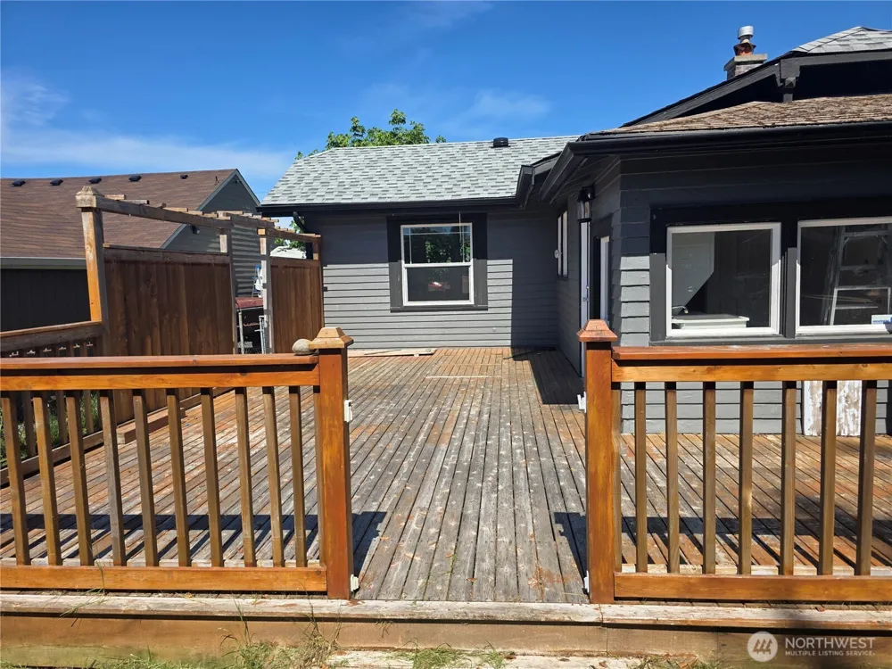 8902 Forest Road SW Lakewood, WA 98498